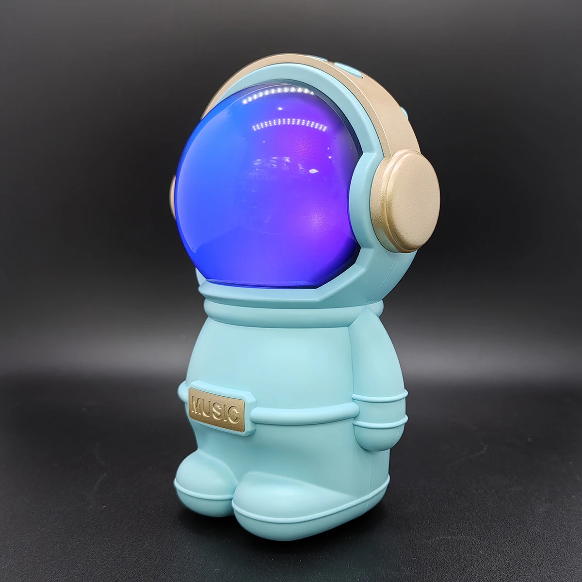 X808 ワイヤレスBluetoothかわいい宇宙飛行士ミニスピーカー 5Wバス音質