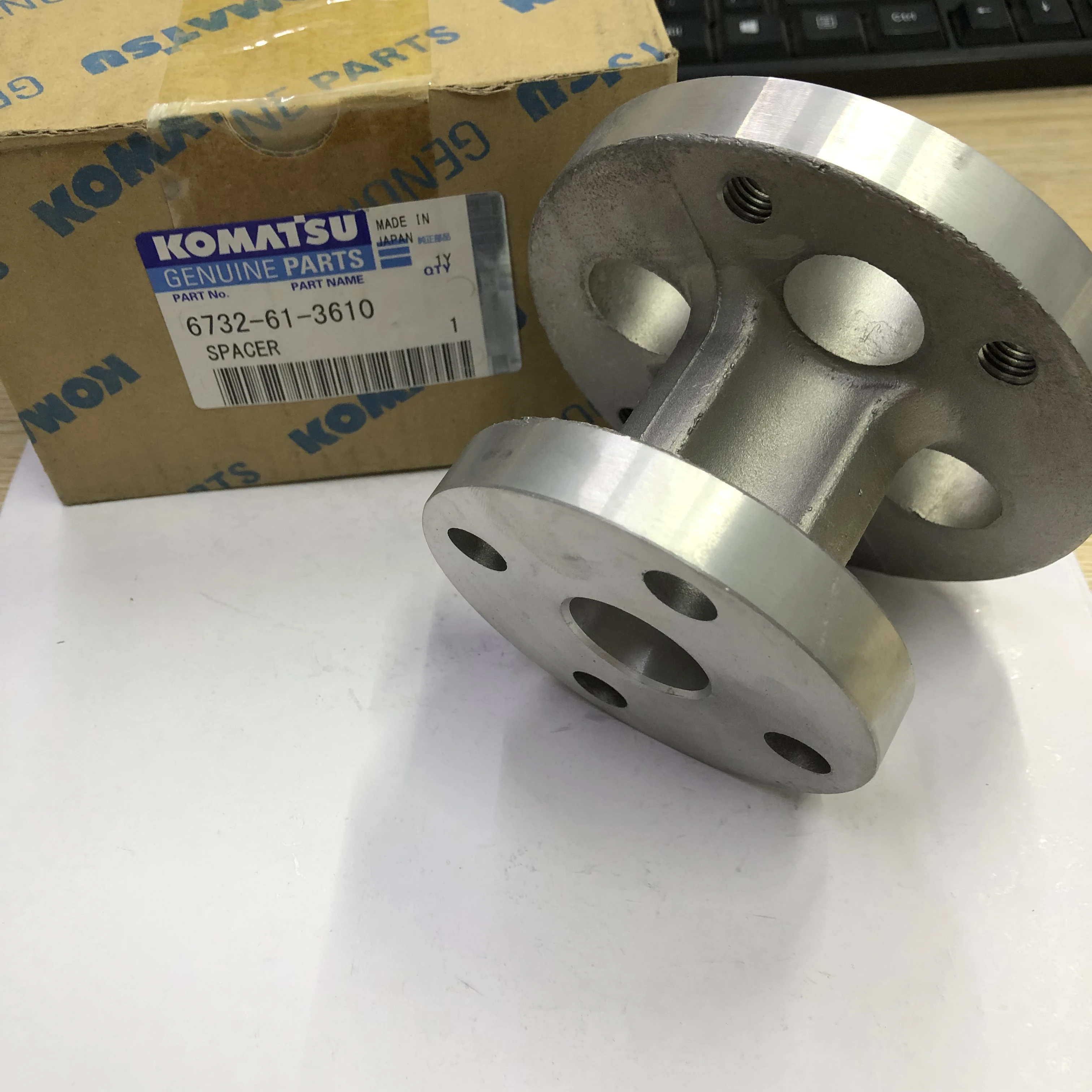 時速36km 未来盤 6732-61-3610 Engine Cooling Fan Spacer for Komatsu Excavators