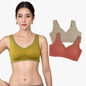 Seamless V Neck Wide Shoulder Straps Contrast Color Comfort Breathable Wireless Bralette Full Coverage Push-Up U-Back Sport