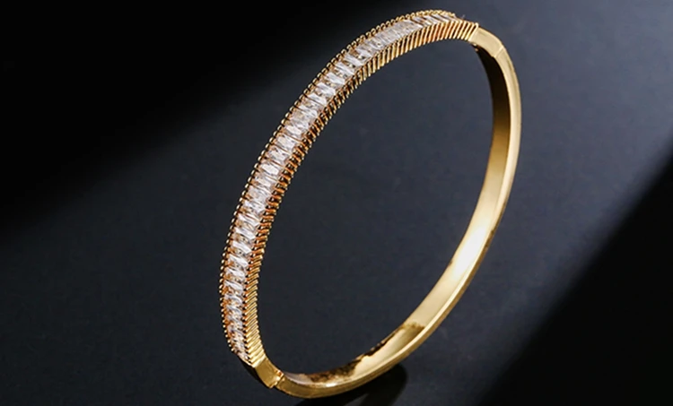 Wholesale Cubic Zirconia White Rose Gold Plated Copper Bangles For