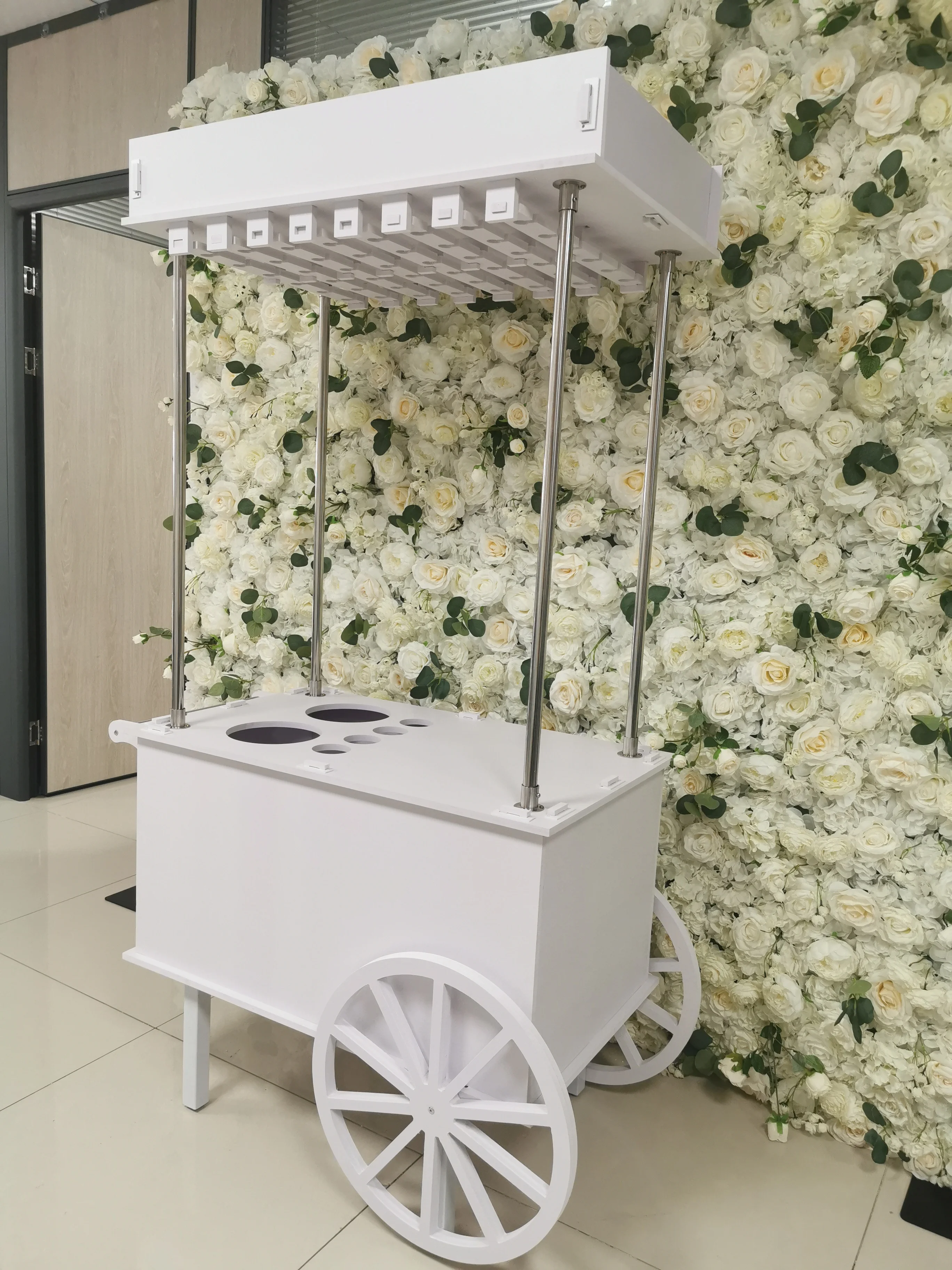 Elegant White Candy Display Cart with for Champagne Flowers and Dessert Bars Wheels Wholesale Wedding Decorations