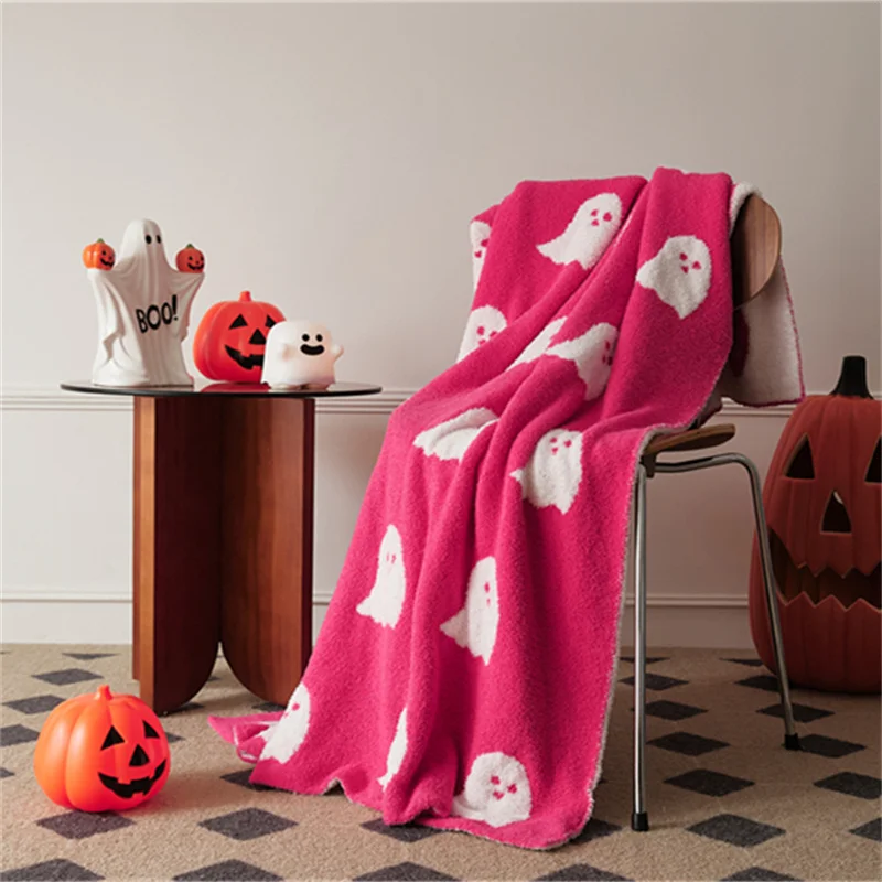 Microfiber knitted Throw Blanket for Living Room Halloween blanket pink ghost blanket Home Decoration YL supplier