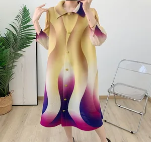 2025 New Gradient Color Pleated Blouse with Collar and Buttoned Large Size Dress