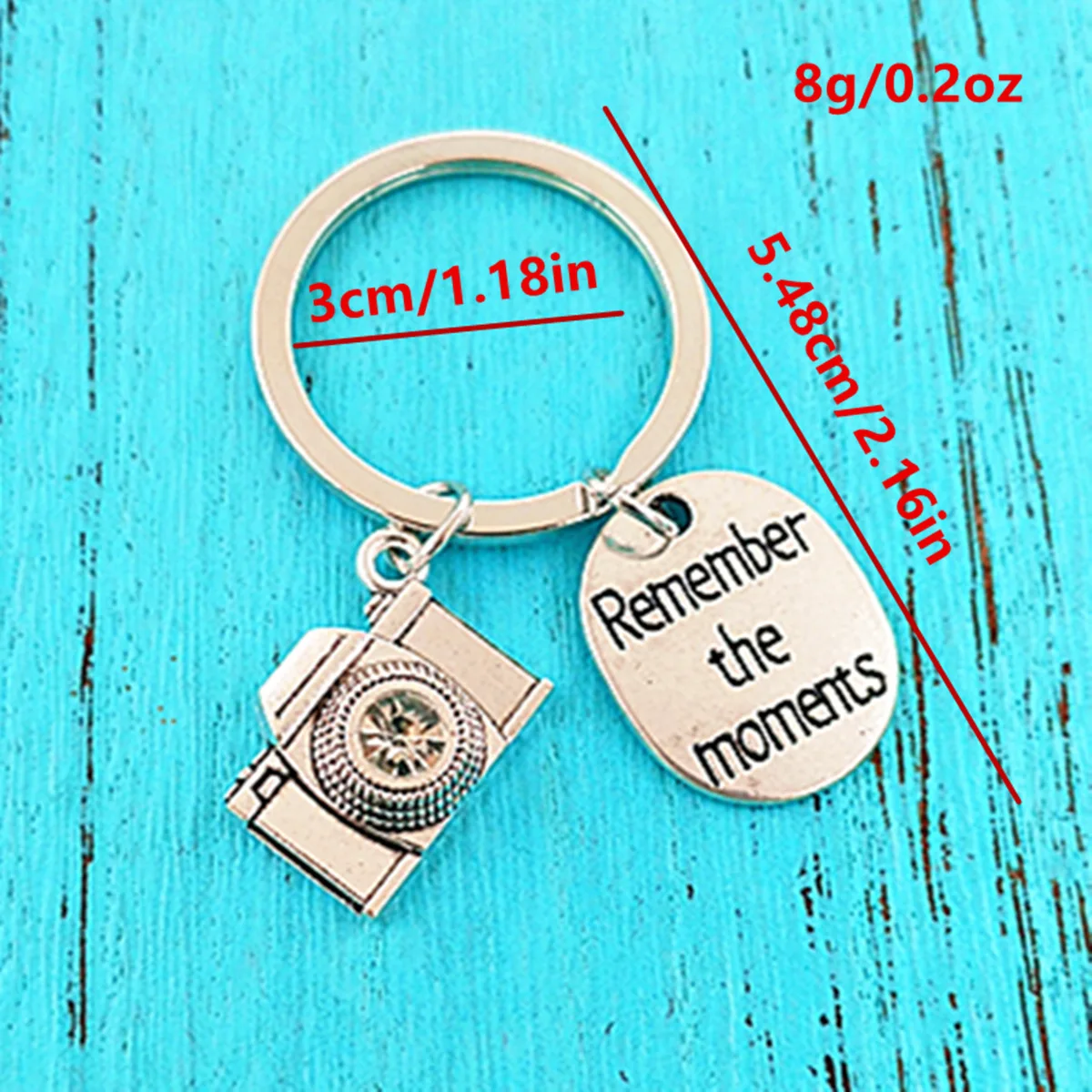 Unique Keychain Camera Remember the Moment Key Rings Retro Metal Key Chains Friends Gifts Cameraman Vintage Mini Camera Keychain