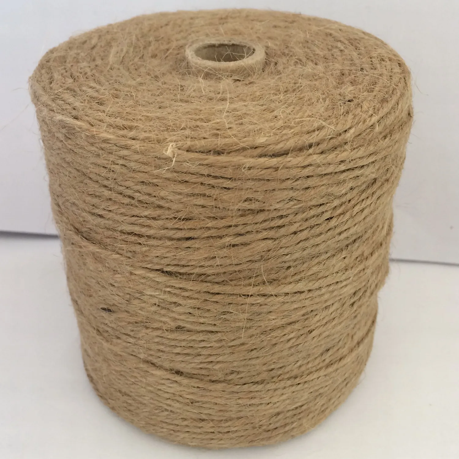 Natural Color 3 ply jute rope