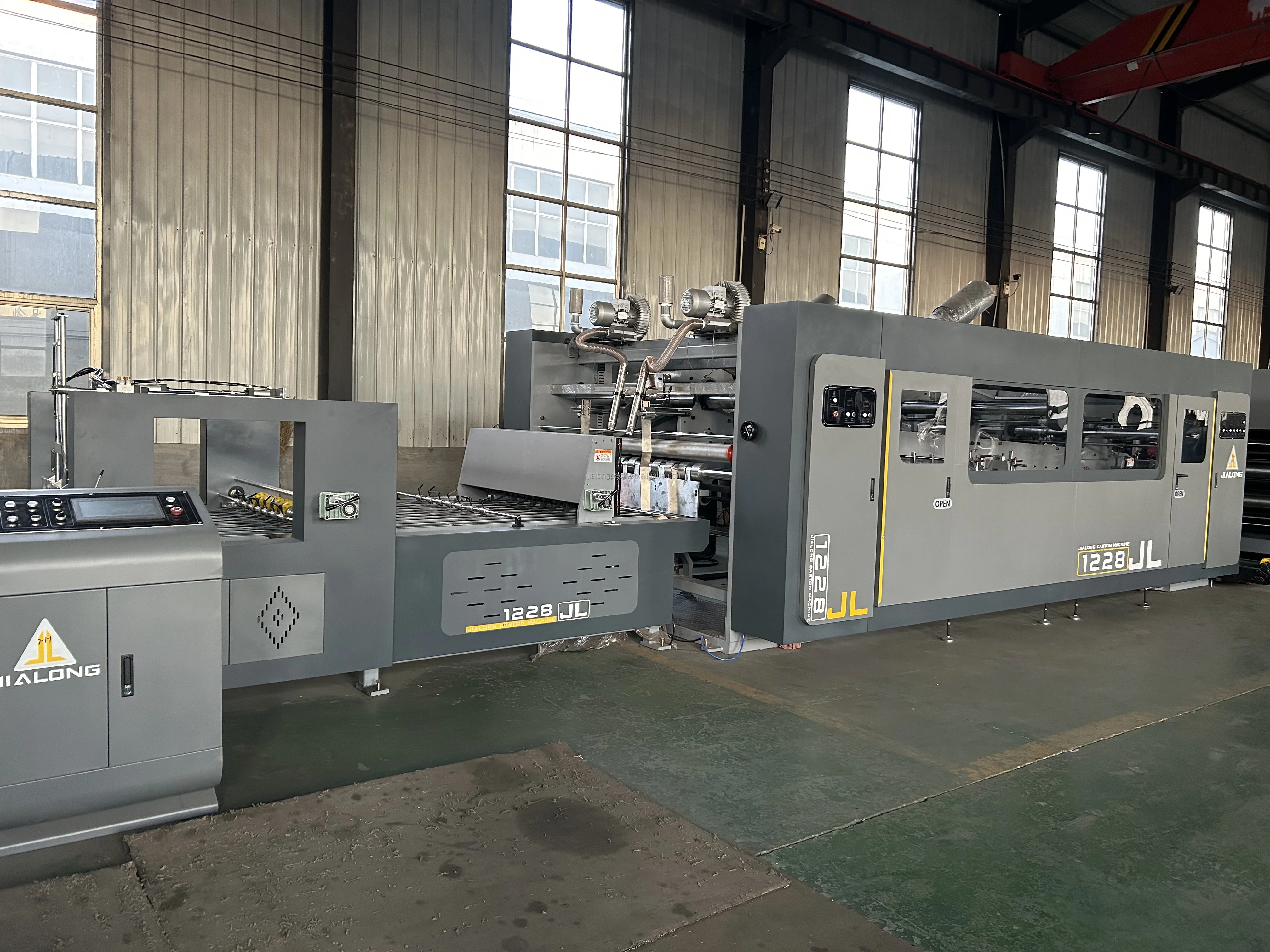 Automatic Corrugated Cardboard Flexo Production Line Printing Slotting Die Cutting Carton Making