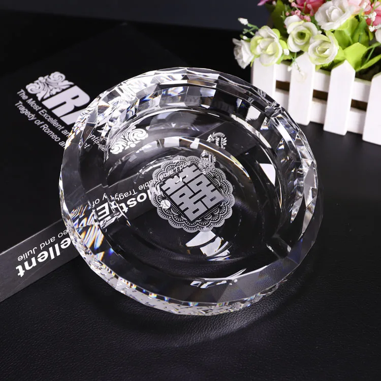 product wholesale smoking set custom portable car cigar crystal glass ashtray gift box classic transparent wedding decoration  gift-27