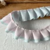 สีฟ้าอ่อนและสีชมพู