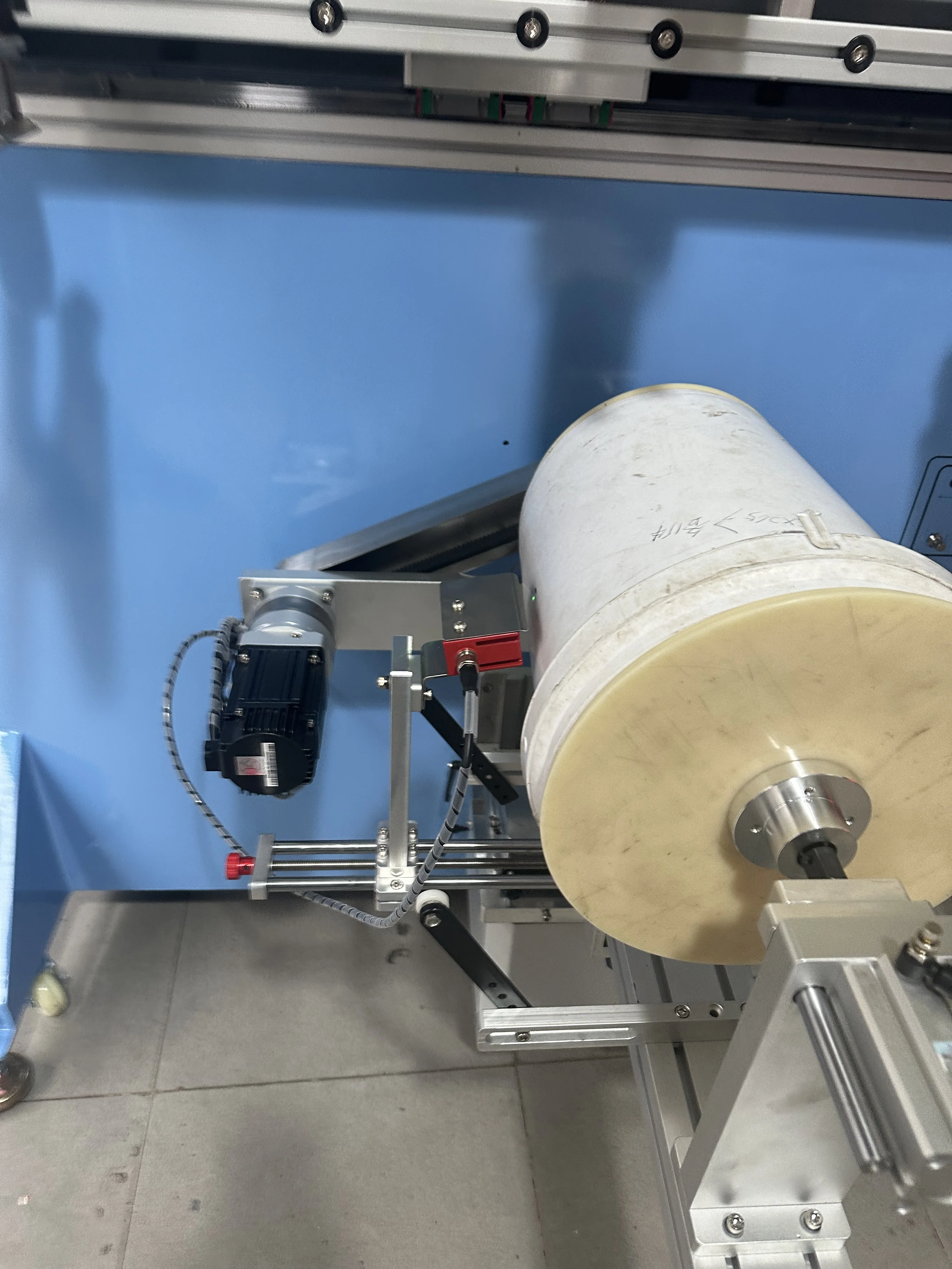 LC Series Semi-Automatic Screen Printing Machine  PLC Controlled for Emulsion Paint Barrels & Metal Buckets