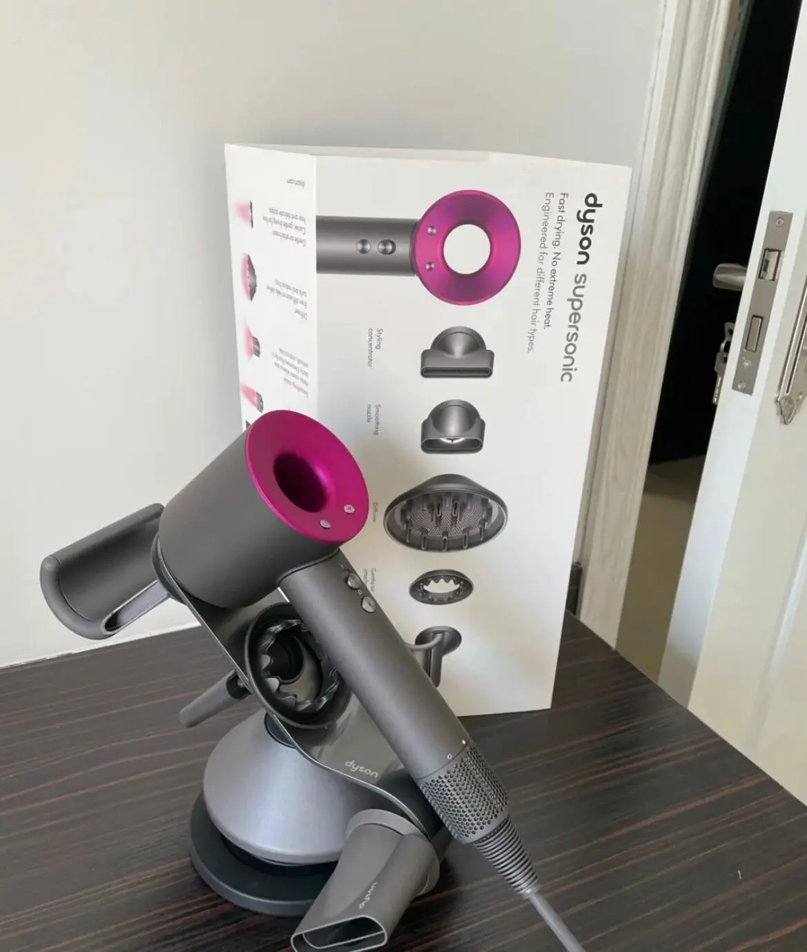 2023 Premium Hot Sell Salon Dysons Supersonics Hair Dryer Hairdryer