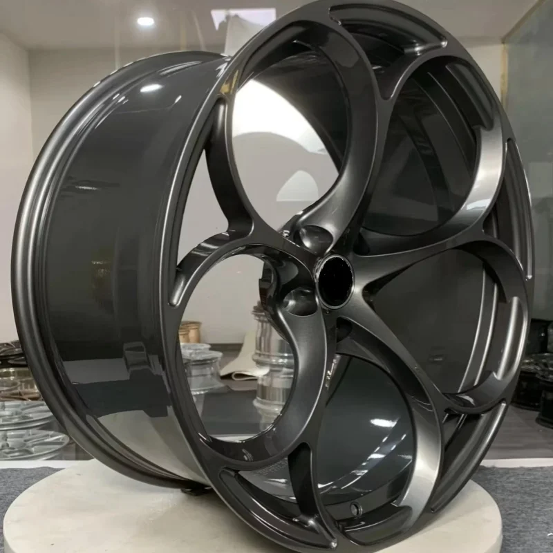 XINLAI Custom Four Leaf Clover Spoke Design 17 18 19 20 2122Inch Aluminum Alloy 1-piece Forged Wheels for Alfa Romeo Stelvio - Image 5