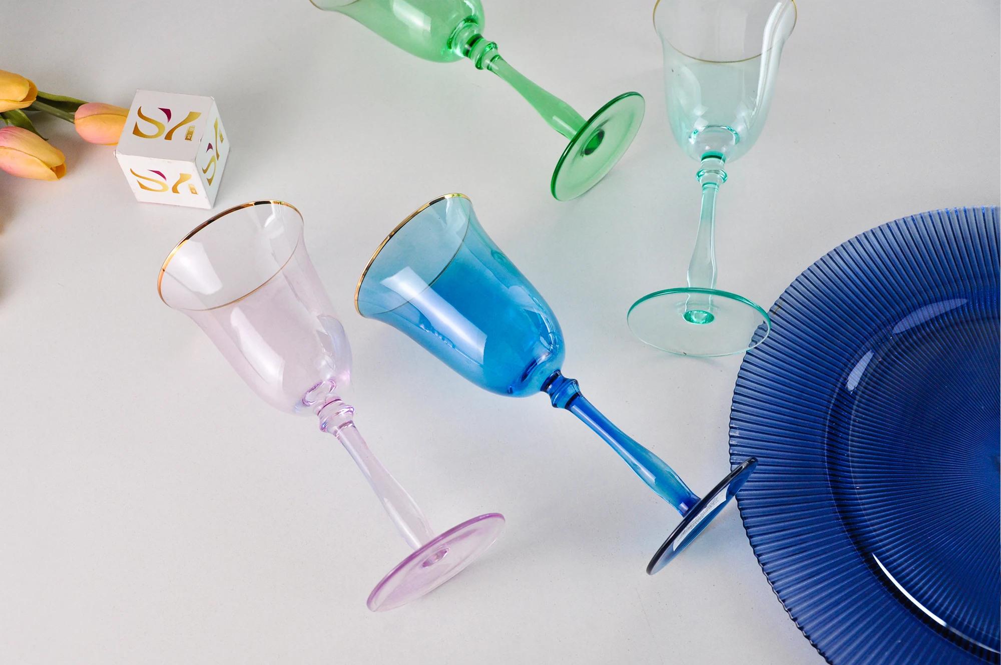 Wholesale Italian Unbreakable Stemware Gold Amber Rimed Goblet Colored