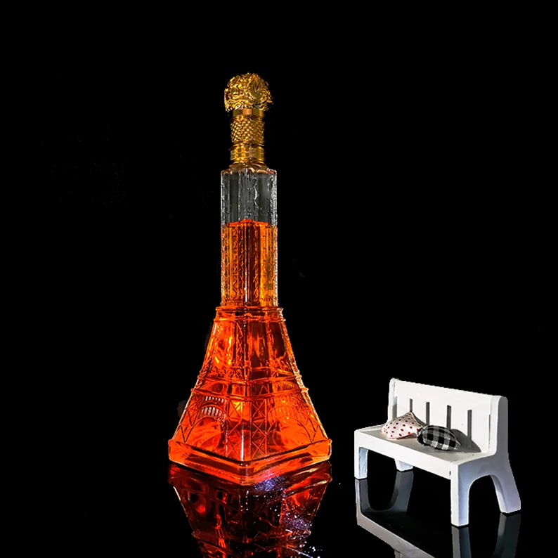 Factory Customize eiffel Tower Shape  500ml 700ml Liquor Wine Glass Bottle