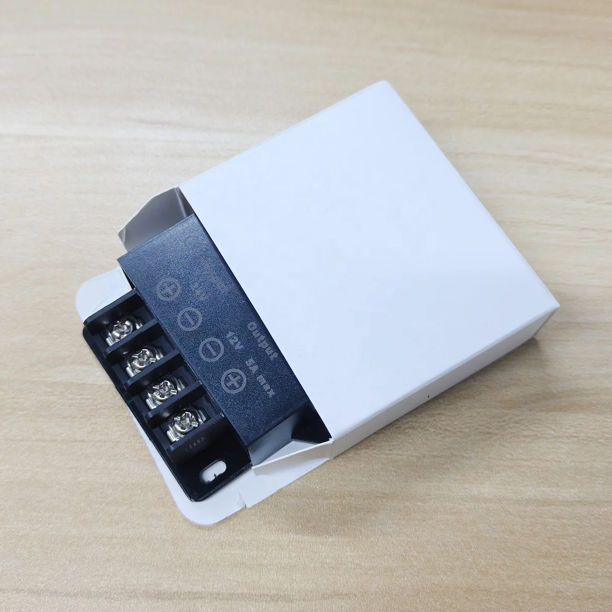 Convertidor Reductor De Voltaje, Módulo Regulador Reductor De CC A CC Modulo Reductor De Cc D Cto Solucion Innovadora