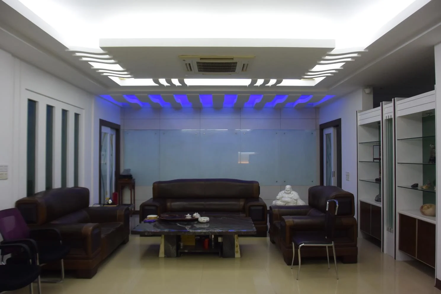 Zhengguang Popular 1/16 Scale Remote Control Monster Truck RC Rock Crawler 4x4 High-Speed Drift 4WD Off-Road Car 2 Channels TPR