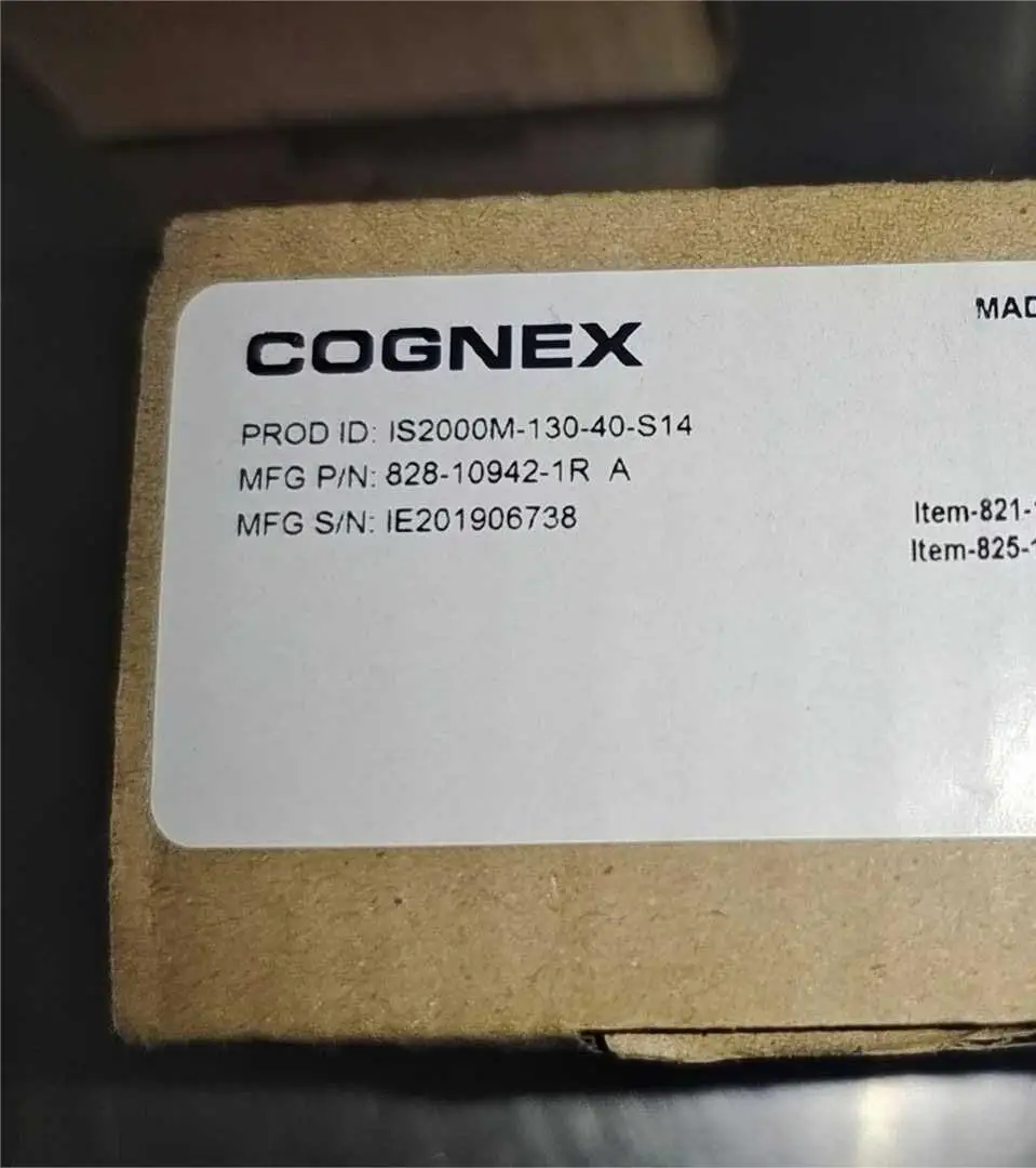 Cognex Vision Sensor IS2000M-130-40-S14 for Robot Integration