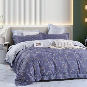 KOSMOS New Design Christmas Gift 4 Pieces Quilt Bedding Set Custom Printed Luxury Polyester Linen King Size Bed Sheet Set