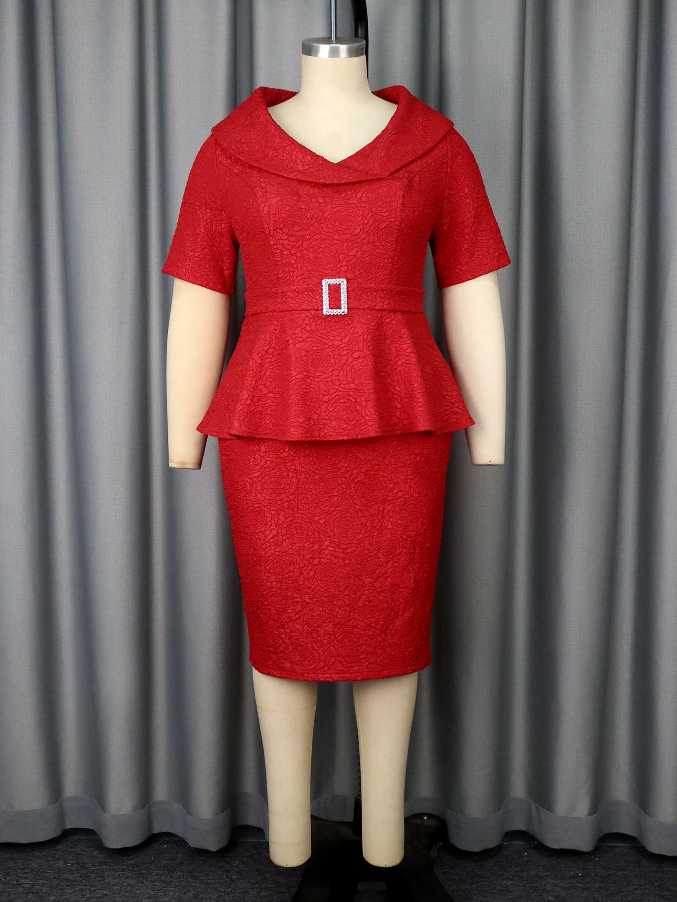 Elegant Red Midi Dress with Shawl Collar & Peplum Elegant Red Midi Dress with Shawl Collar & Peplum