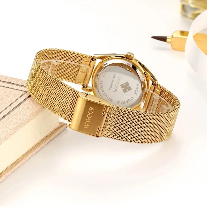Wwoor 8852 Elegant Analog Water Resistant Women display picture 3
