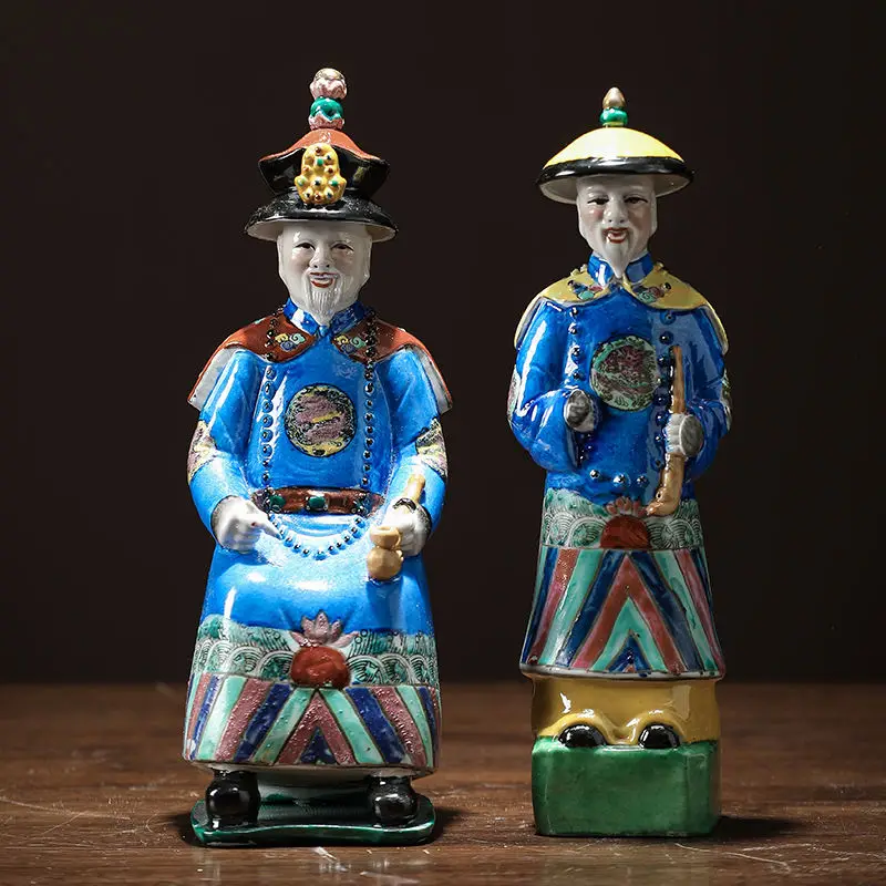 Qing Dynasty Kleine Figuren aus Keramik fr Weihnachtsdekoration