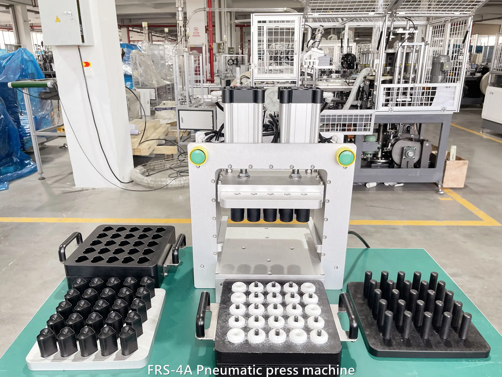 Economical High Capacity Full Automatic Ceramics Bath Bomb Fizzy Press Machine Price Hot Sale Hydraulic Bath Bomb Press Machine