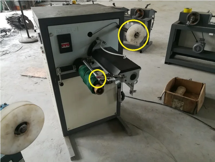 32mm Alumina Ceramic Wire Cable Guides , Pulley Ceramic Wire Rollers