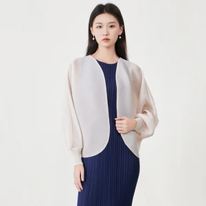 New Arrival 2025 Women's Fashion Cardigan Autumn Bat Sleeve Loose Cardigan Shawl Solid Color Top Miyake Pleated Jacket