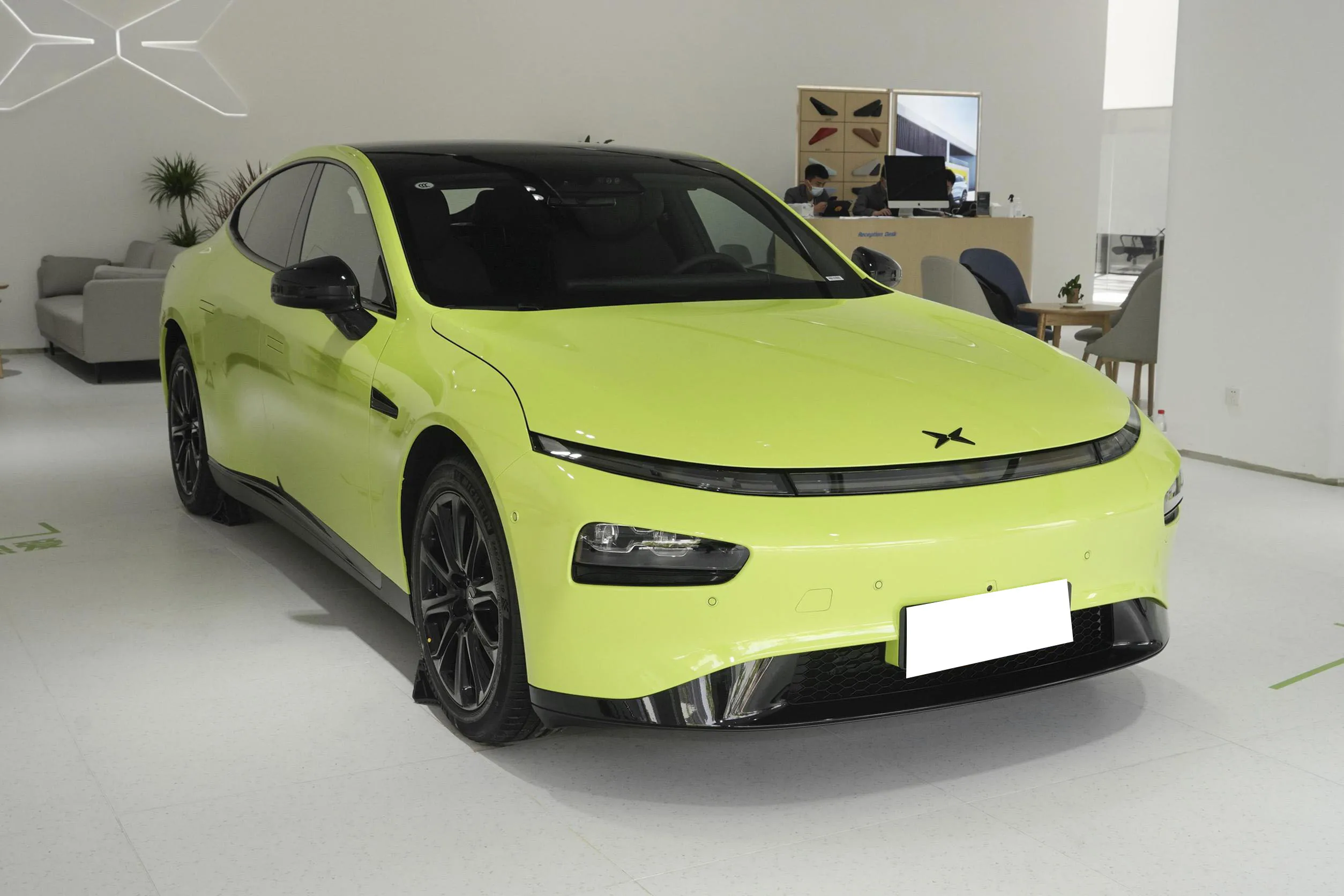 Stock Xpeng 2023 Scissors Door Xpeng P5 P7 Adult Electric Cars Made In China Buy Stock New