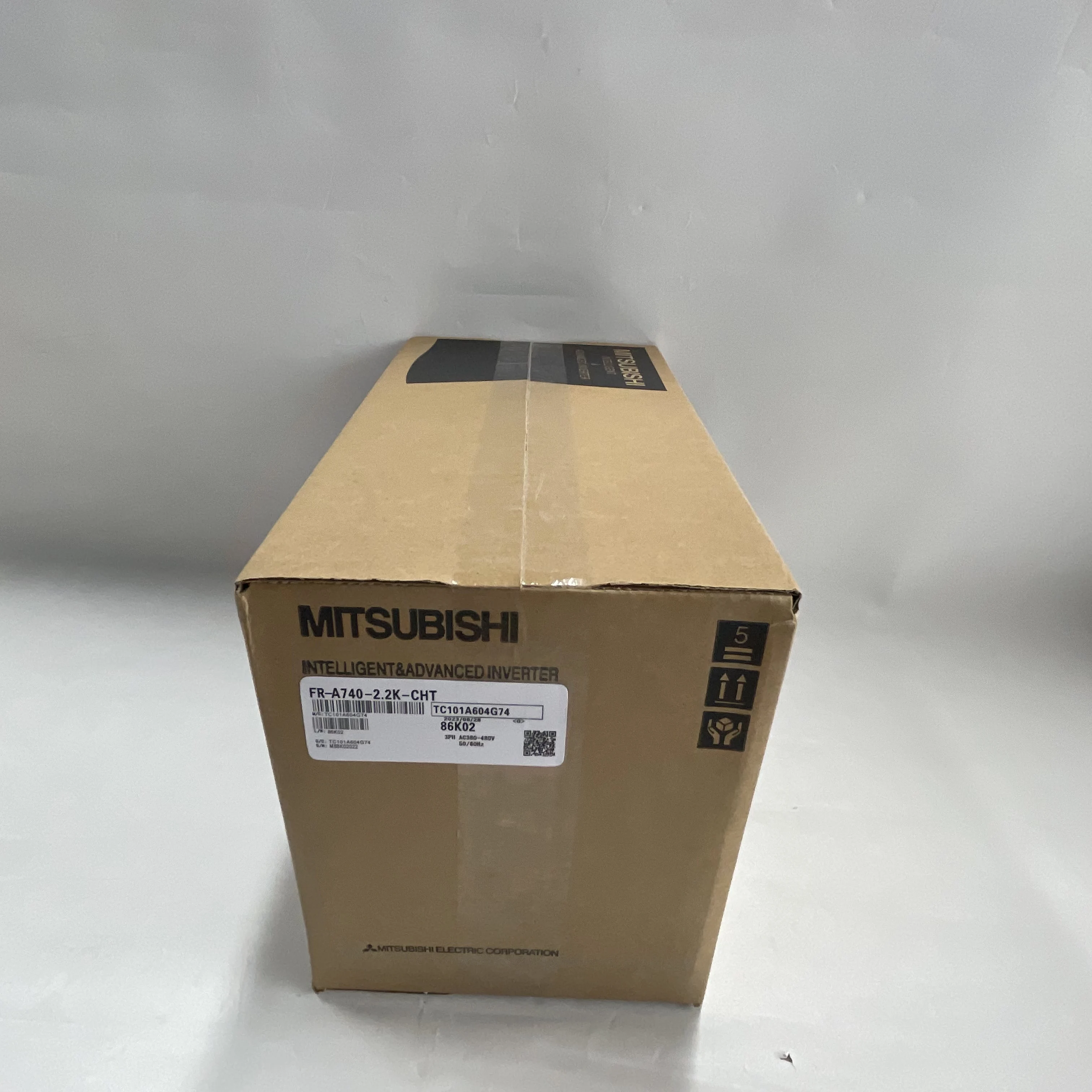 Mitsubishi Intelligent & Advanced Inverter FR-A740-2.2K-CHT Mitsubishi Intelligent & Advanced Inverter FR-A740-2.2K-CHT