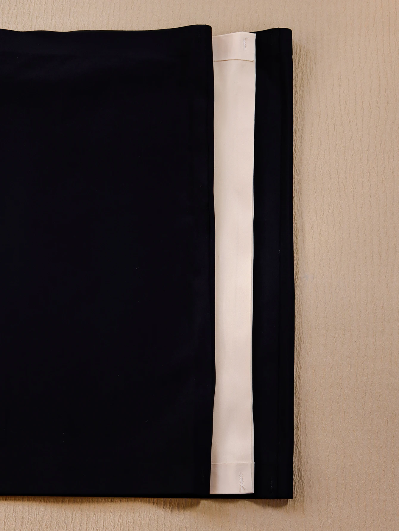 Seamless Strapless Tube Top (2023) product reference view 6