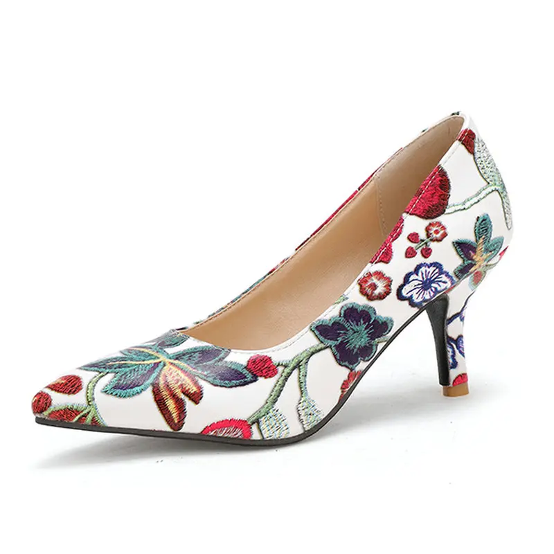 Ladies floral pumps Clearance
