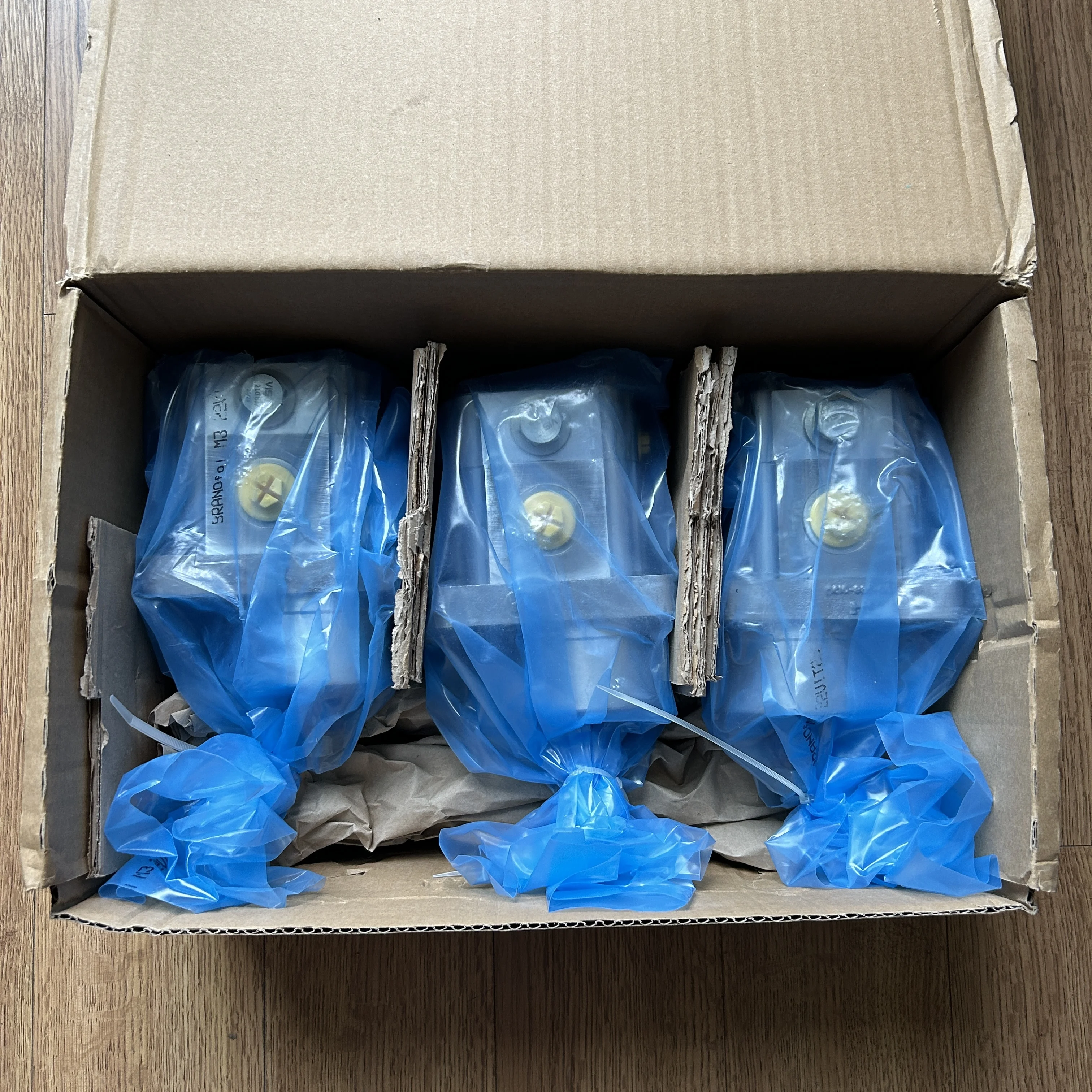 3349210237 PGM511B0100BS8F6 * VE3E3RMDPC3 PARKER Hydraulic Gear 