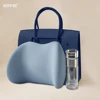 Set blu (cuscino lombare + bicchiere in vetro)