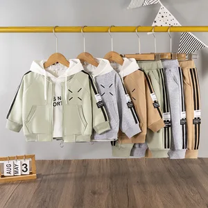 New Children's Casual Sports Suit for Boys Autumn Hooded Polo Baseball Suit in Cotton with Fashionable Print Clothes for Kids