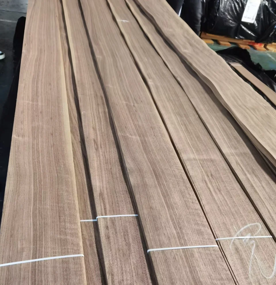 Curated visual reference: High End Walnut Wood Decoration Reference: Modern European Design Natural Walnut Wood Veneer 0 4Mm 0