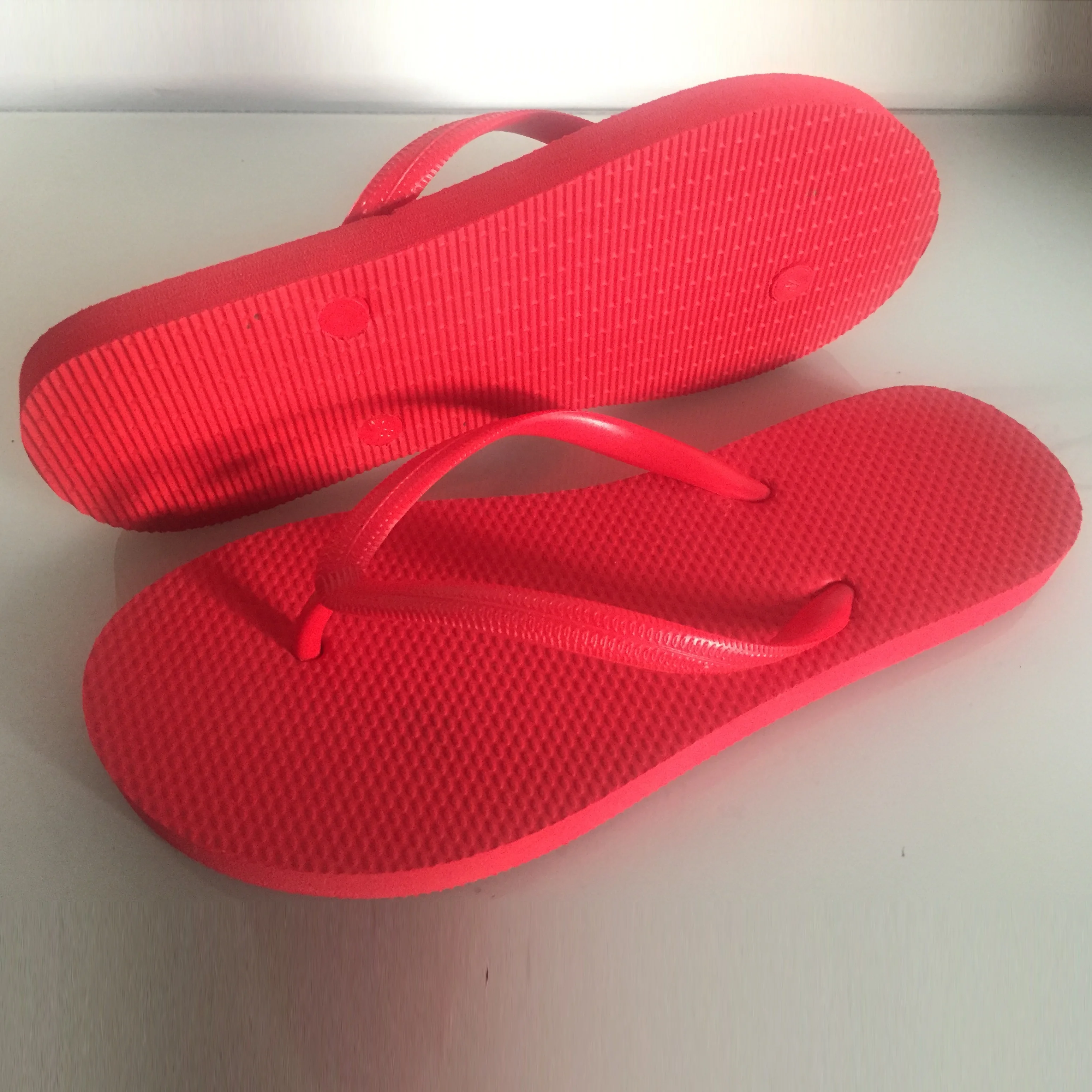bulk flip flops for wedding guests
