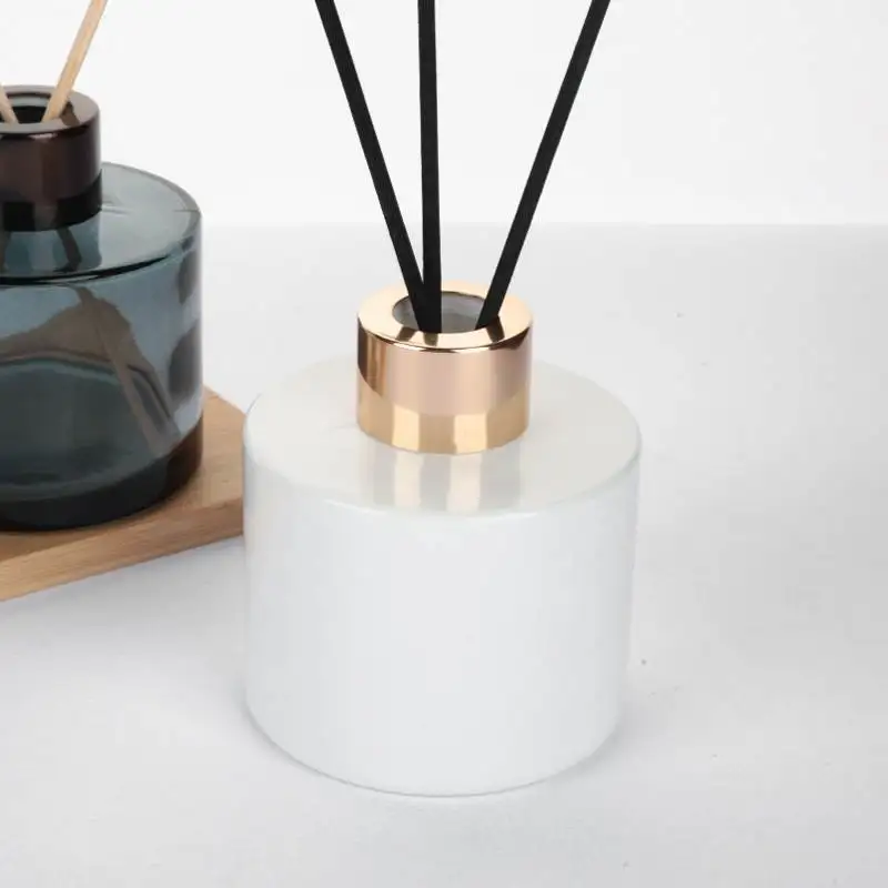 White Round Fragrance Reed Diffuser Empty Glass Bottle 50ml 100ml 150ml Luxury