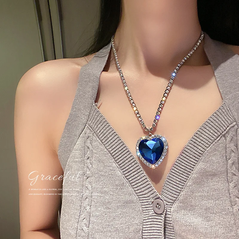 Titanic-collar Con De Corazón Azul Para Con Diamantes Corazón Azul - Buy Collar De Corazón,Collar De Diamantes,Collar De La Joyería Product on Alibaba.com