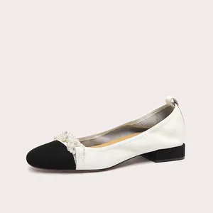 Women's Comfortable French Shoes New Fashionable Round Toe Shallow Mouth Pearl Thick Heel for Autumn