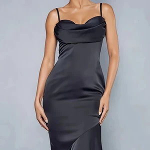 Hotsale Sexy V Neck Tight Dress for Women Glitter Party Satin Slit Straight Silhouette Natural Waistline Ruffles Anti-Static 4XL