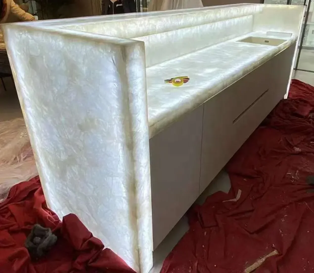 Natural Crystal White Onyx Slab Kitchen Translucent Countertop Interior Design Backlit Led Lighted Crystal White Onyx Countertop