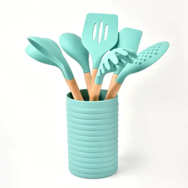 Популярный дизайн силиконовый с деревянной ручкой кухонный набор посуды для кухни