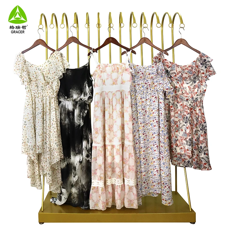 Robe Bale Vêtements d'occasion en ligne Vêtements d'occasion vintage pour  femmes