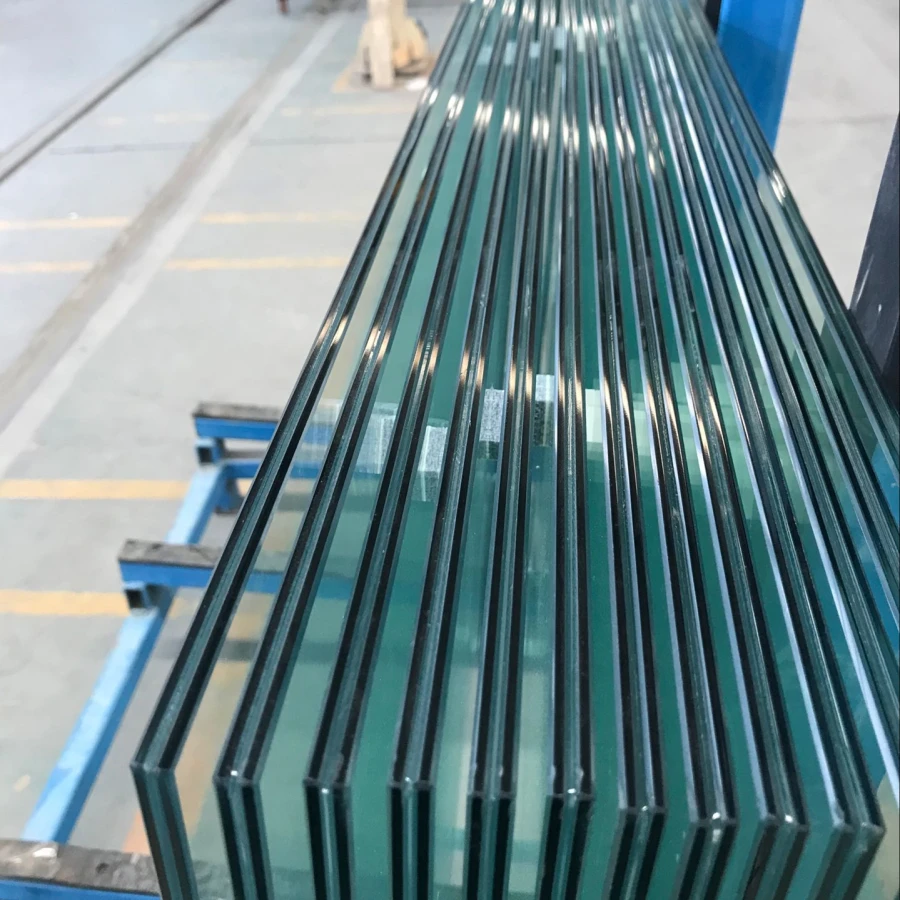 638mm Laminated Glass Toughened Laminated Glass Soundproof Cutting
