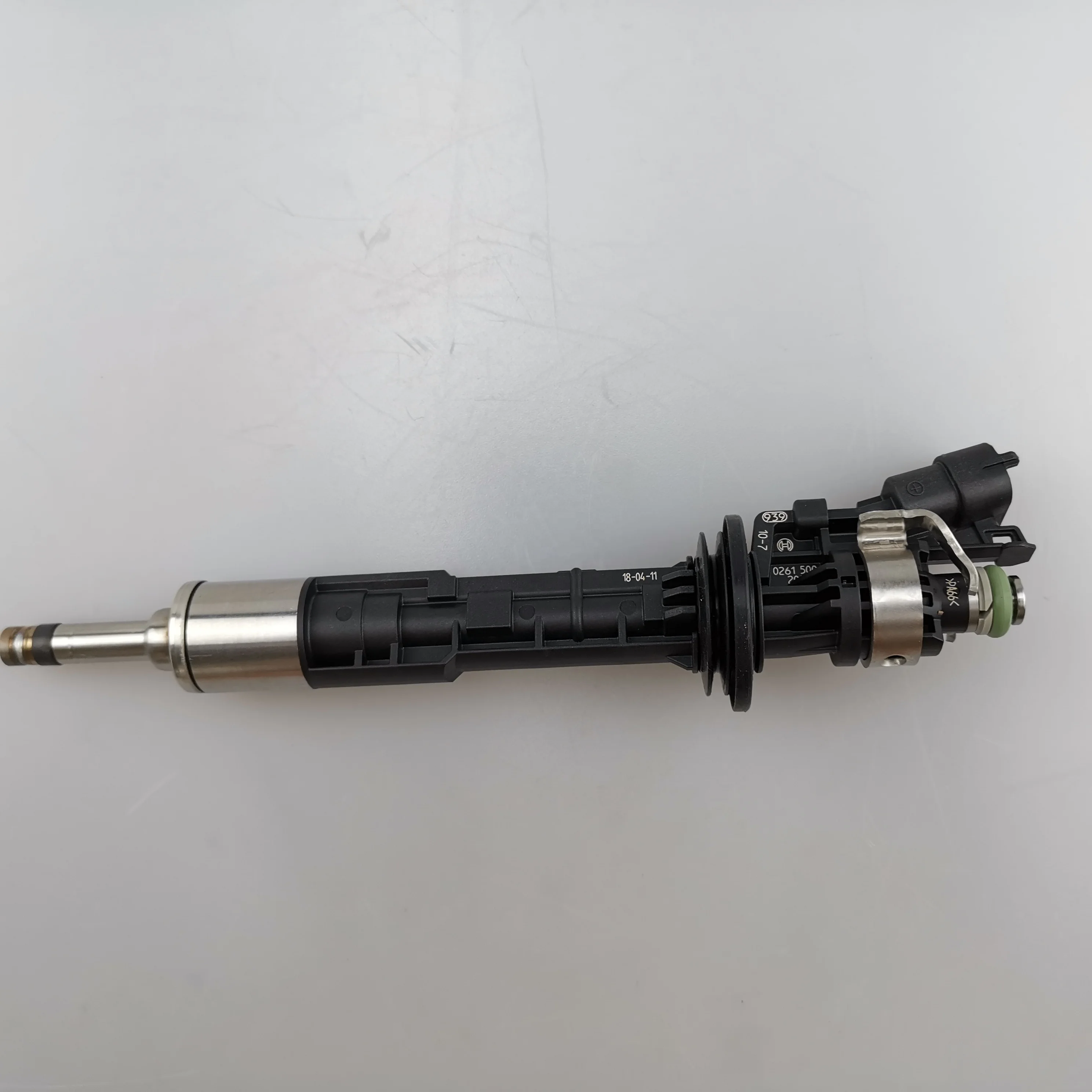 SAIC MAXUS G10 Fuel Injector Assembly 30033246 - New Replacement Part ...