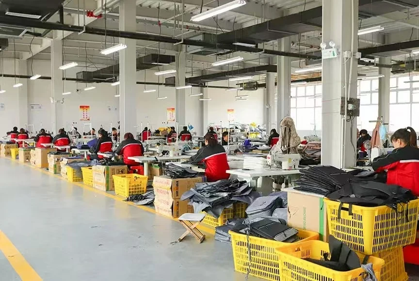 Guangzhou Companion Star Luggage Leather Goods Co., Ltd.