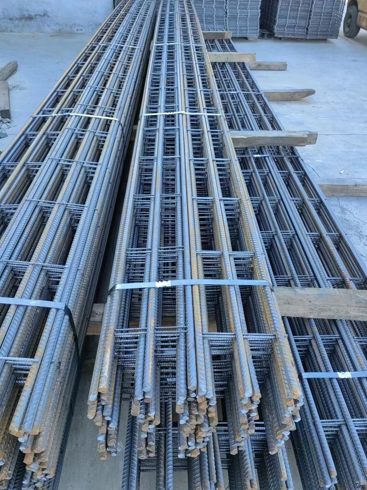 Masonry Wall Reinforced Ladder Style Welded Mesh - Durable Black Wire ...