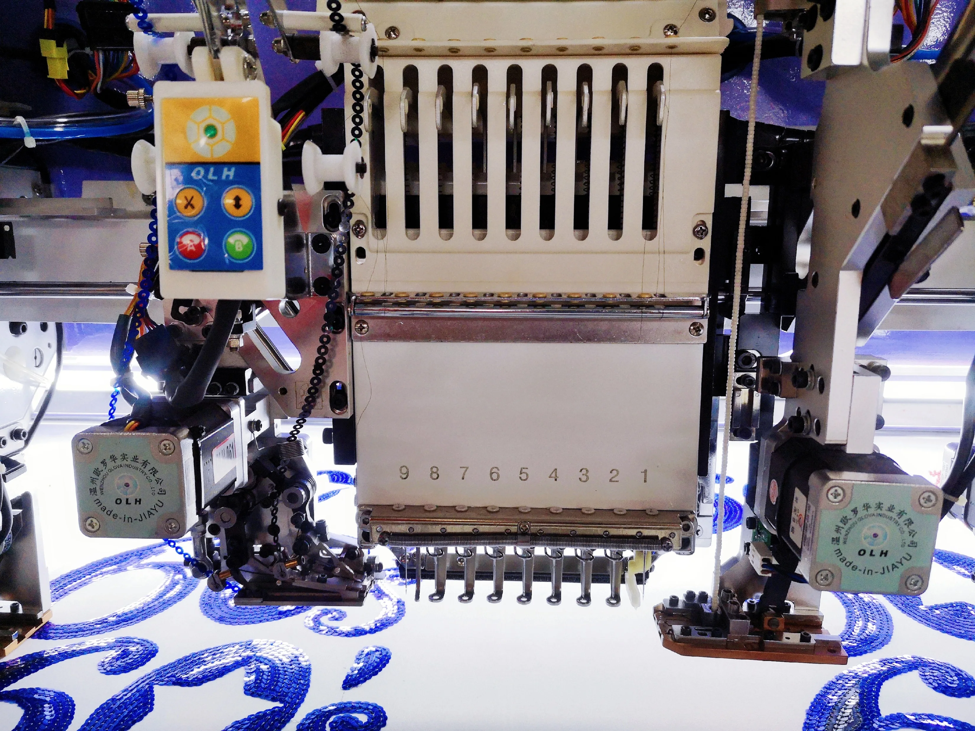 Yonthin Computerized Sequin Embroidery Machine Price High Speed