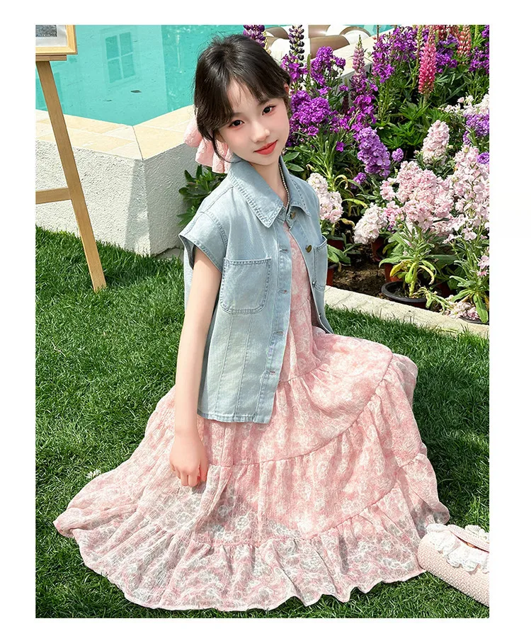 Denim Outfit Vest In A Floral Dress Women V Neckline Floral