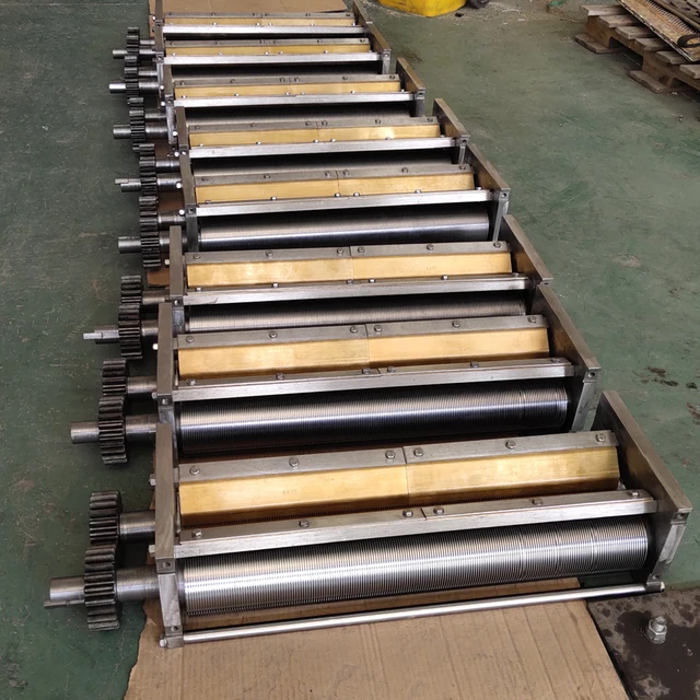 Custom Made Smooth Grooves Chow Mein Noodle Knife of Grain Product Making Machine 5
